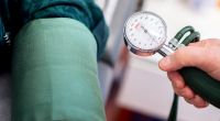 Neue Erkenntnisse zeigen, dass der Standard von 120/80 nicht so gesund ist, wie gedacht.