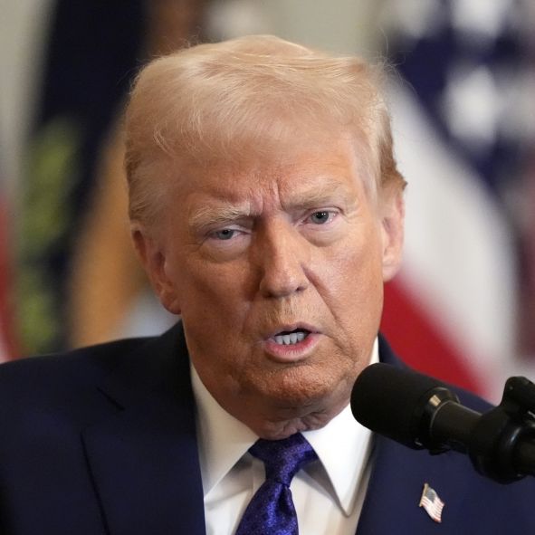 Neuer Migranten-Plan fliegt US-Präsident sofort um die Ohren