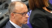 Friedrich Merz wird heftig dafür kritisiert, dass ein Antrag der Union mit AfD-Stimmen im Bundestag angenommen wurde.