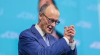 Der große Umfrage-Knall nach der Asyl-Woche blieb aus.
