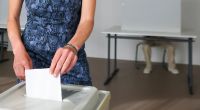 Wissen Sie schon, welche Partei Sie wählen? Falls nicht, kann der Wahl-O-Mat Orientierung bieten.