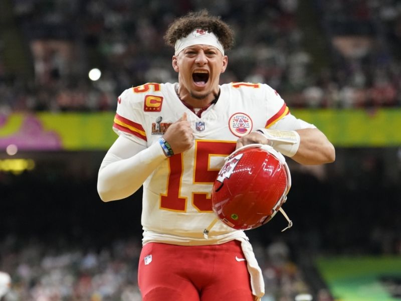 NFL: "Gardner Minshew Verletzung - Wer ist der neue QB der Chiefs, nachdem Minshew und Patrick Mahomes verletzt sind?"
