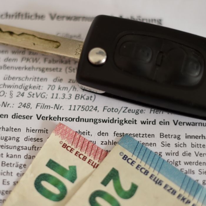 Vorsicht bei diesen E-Mails - Bund warnt vor Blitzer-Betrugsmasche