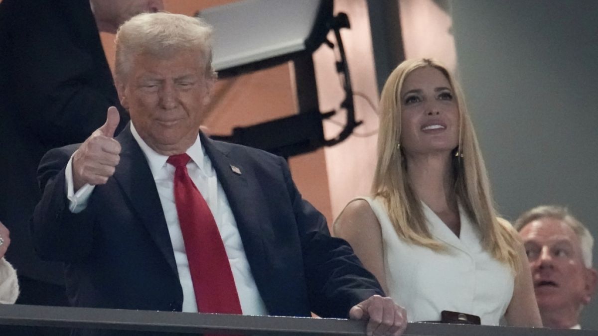 Bei ihrem Besuch des Super-Bowl-Spiels in New Orleans konnte Ivanka Trump einen peinlichen Beauty-Makel nicht verbergen. (Foto)