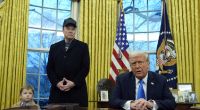 Elon Musk nimmt seinen vierjährigen Sohn oft zu öffentlichen Terminen mit.