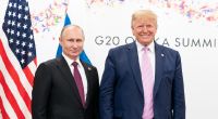 Donald Trump (rechts) traf unter anderem beim G-20-Gipfel im Jahr 2019 auf Wladimir Putin.