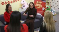 Prinzessin Kate von Wales besucht eine Mutter-Baby-Einheit im HMP Styal.