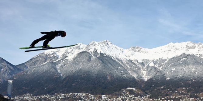 Skispringen 2025