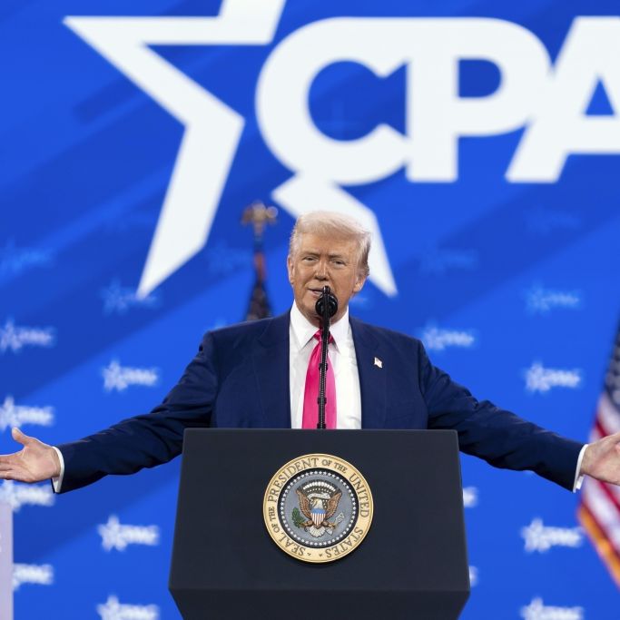 US-Präsident löst Massenhysterie nach Hitlergruß-Wirbel aus