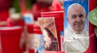 Papst Franziskus wird wegen Lungen- und Nierenproblemen im Krankenhaus behandelt - einer düsteren Nostradamus-Prophezeiung zufolge könnte bald das letzte Stündlein des Kirchenoberhauptes schlagen.
