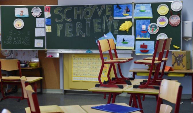 Alle Termine für Schulferien und Feiertage auf news.de. im Überblick.