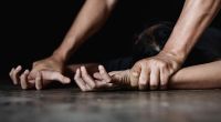 In Wien ist eine 17-Jährige von zwei mutmaßlichen Tätern in einem Kellerabteil vergewaltigt (Symbolfoto).