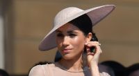 Allen bösen Attacken gegen das britische Königshaus zum Trotz klammert sich Meghan Markle auch Jahre nach der Trennung verbissen an ihren Herzoginnentitel.