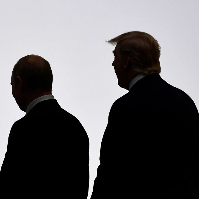 Ex-Botschafter rechnet mit Donald Trump ab: 