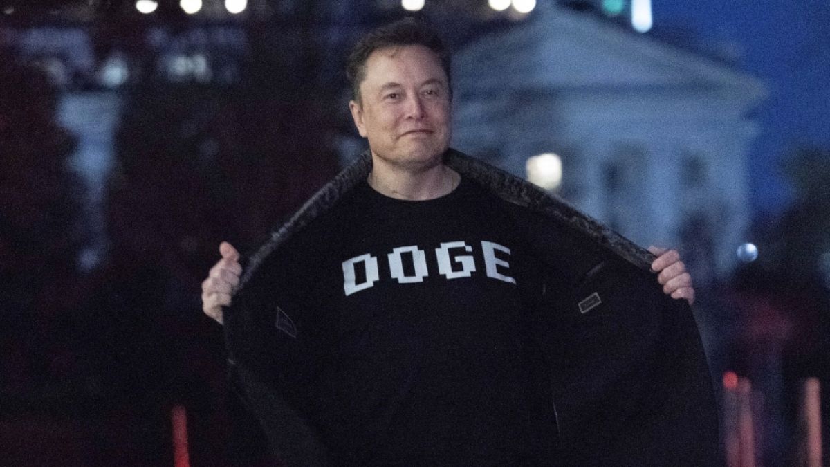 Schaltet Elon Musk sein Satellitensystem über der Ukraine aus? Schaltet Elon Musk sein Satellitensystem über der Ukraine aus? (Foto)
