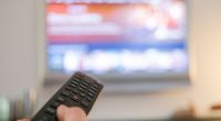 Die mutmaßlichen Drahtzieher versorgten etwa 30.000 Nutzer mit einem illegalen Streaming-Angebot.