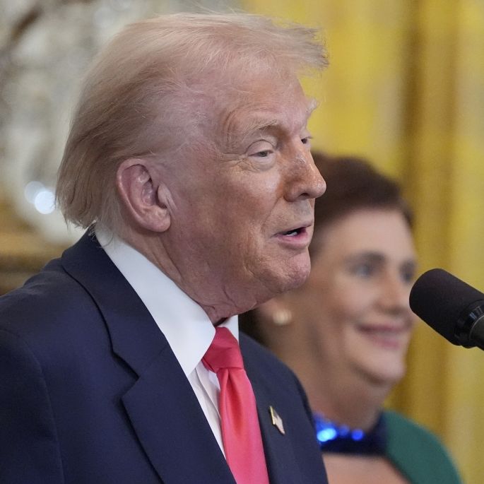 Ex-Trump-Berater angeklagt - Er soll 12-Jährige missbraucht haben