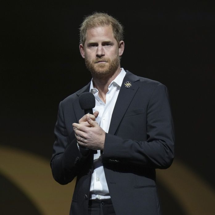 Briten-Prinz droht Abschiebung - doch Meghan Markle feiert fröhlich