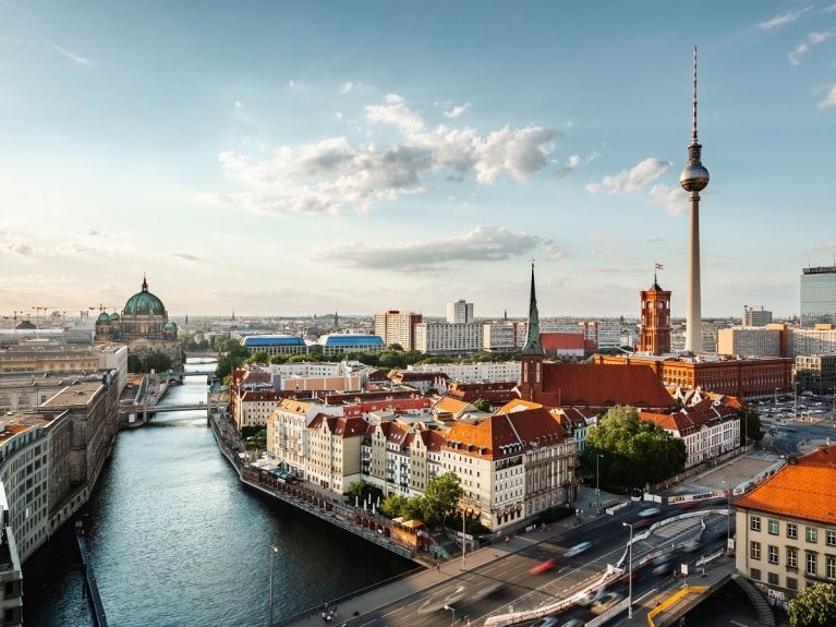 Berlin: Berliner Zoo sucht Namen für Hippo-Baby