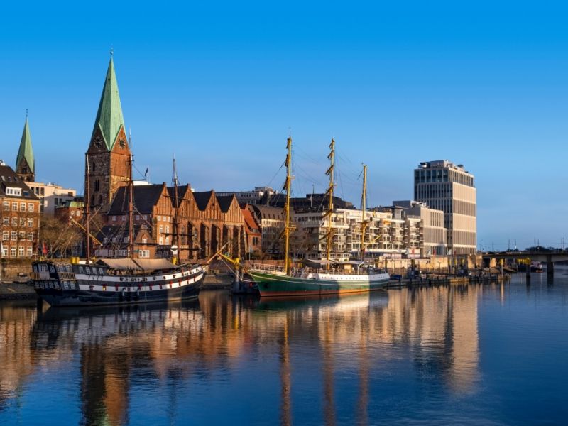 Bremen: Blitzeis-Gefahr - Bremen setzt auf Distanzunterricht