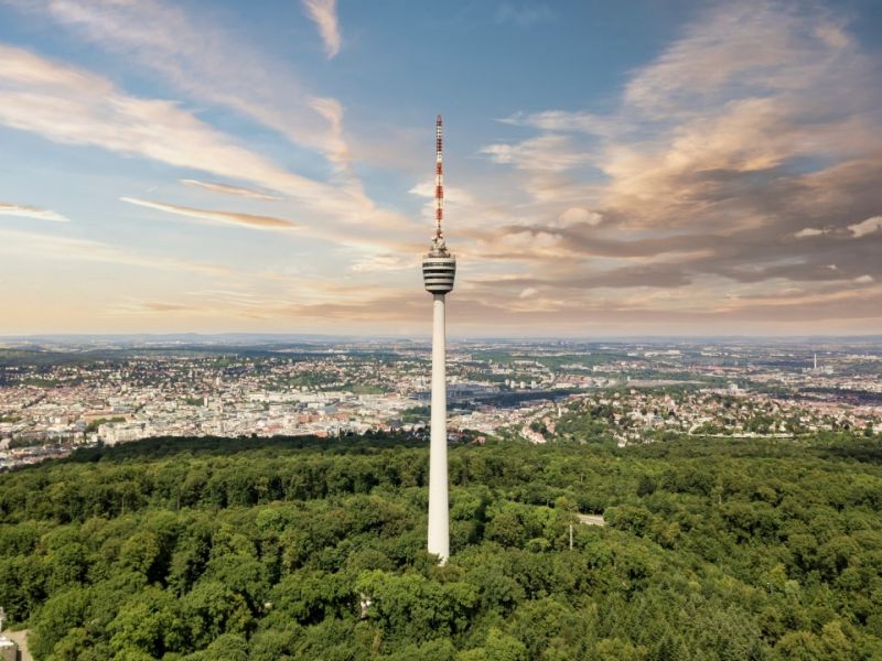 Stuttgart: Obdachloser spendet Pfandflaschen-Geld für Mütter in Not
