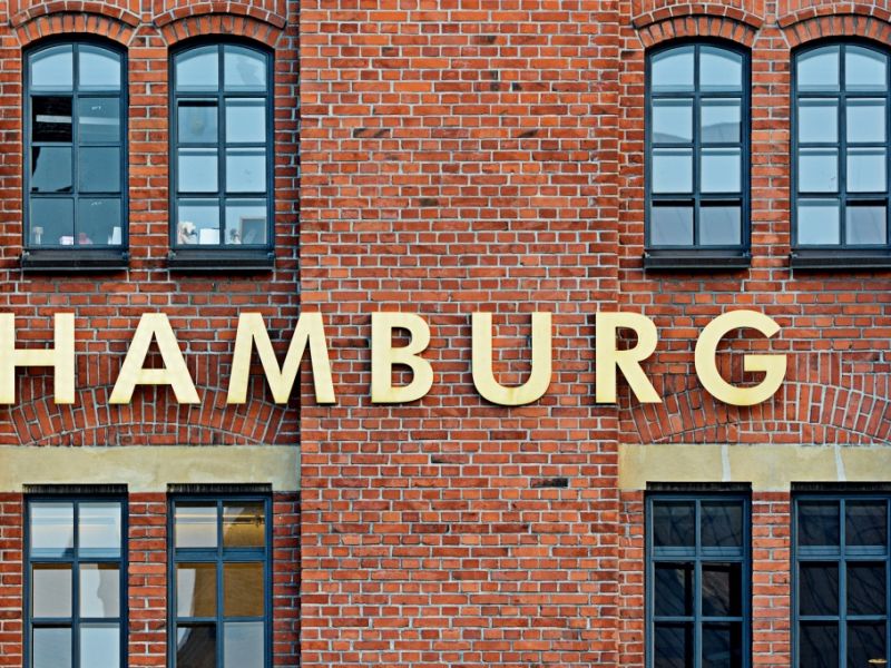 Hamburg: Zwei Ruderboote stoßen auf Alster zusammen