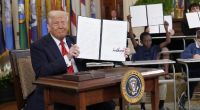Donald Trump hat ein Dekret zur Zerschlagung des US-Bildungsministeriums unterzeichnet.