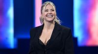 Beatrice Egli begeistert nicht nur mit ihrer Stimme, sondern auch mit ihren gewagten Outfits.