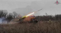 Ein russischer Mehrfachraketenwerfer wurde im Ukraine-Krieg zerstört.