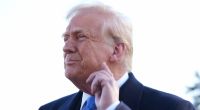 Donald Trump scheint mit jeder fragwürdigen Entscheidung den Frust in seinen eigenen Reihen weiter zu schüren - so wie zuletzt mit seinem XXL-Zoll-Paket.