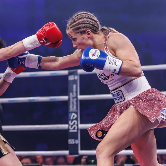 WBC-, WBA-, WBO-, IBF-Weltmeisterschaft im Atomgewicht: Tina Rupprecht dominiert die Japanerin Sumire Yamanaka und wird undisputed Box-Weltmeisterin