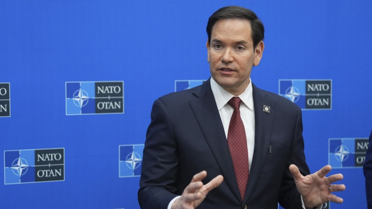 US-Außenminister Marco Rubio betonte, dass man Putin keine zu großen Zugeständnisse bei Friedensverhandlungen im Ukraine-Krieg machen will. US-Außenminister Marco Rubio betonte, dass man Putin keine zu großen Zugeständnisse bei Friedensverhandlungen im Ukraine-Krieg machen will. (Foto)