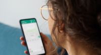 WhatsApp warnt vor einer möglichen Sicherheitslücke aufgrund eines Bugs.