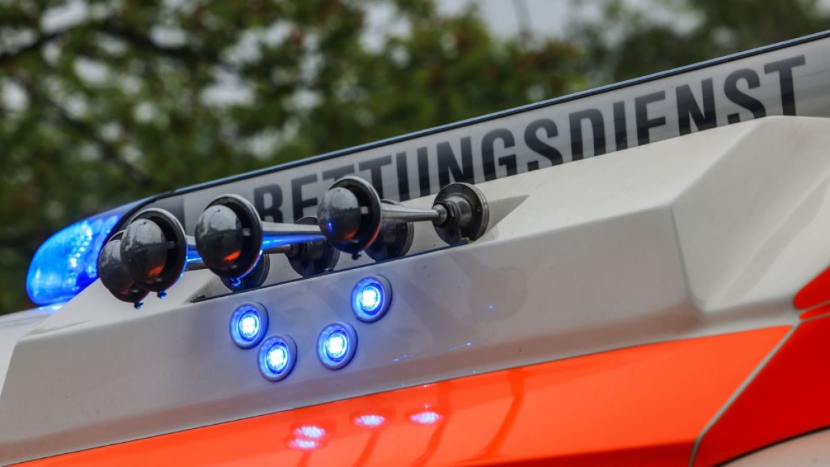 Die Polizei informiert über einen aktuellen Unfall (Symbolbild). Die Polizei informiert über einen aktuellen Unfall (Symbolbild). (Foto)