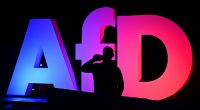 AfD-Politiker sollen sich im Landtag von Mecklenburg-Vorpommern über die Parkinson-Erkrankung eines Linken-Abgeordneten lustig gemacht haben.
