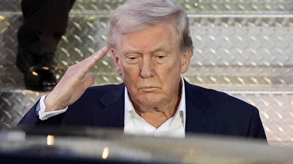 Donald Trump prahlt immer wieder mit seiner körperlichen und geistigen Verfassung - doch ist der US-Präsident in Wahrheit ein schwer kranker Mann? Donald Trump prahlt immer wieder mit seiner körperlichen und geistigen Verfassung - doch ist der US-Präsident in Wahrheit ein schwer kranker Mann? (Foto)