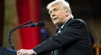US-Beobachter legen sich fest: Mit seiner erratischen Zoll-Politik bettelt Donald Trump förmlich um eine Amtsenthebung als US-Präsident.