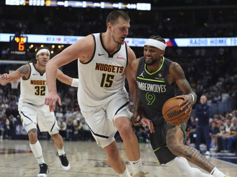 NBA 2025/26: Oklahoma City Thunder mit Isaiah Hartenstein treten gegen die Minnesota Timberwolves an