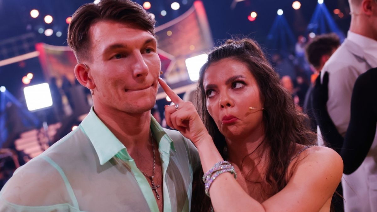 Publikumsliebling Maria Clara Groppler und Profitänzer Mikael Tatarkin flogen 2024 in der ersten Show raus Publikumsliebling Maria Clara Groppler und Profitänzer Mikael Tatarkin flogen 2024 in der ersten Show raus (Foto)