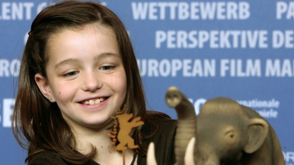 Sophie Nyweide bei einer Pressekonferenz während der Berlinale in Berlin, wo der Film "Mammut" präsentiert wurde. Sophie Nyweide bei einer Pressekonferenz während der Berlinale in Berlin, wo der Film "Mammut" präsentiert wurde. (Foto)