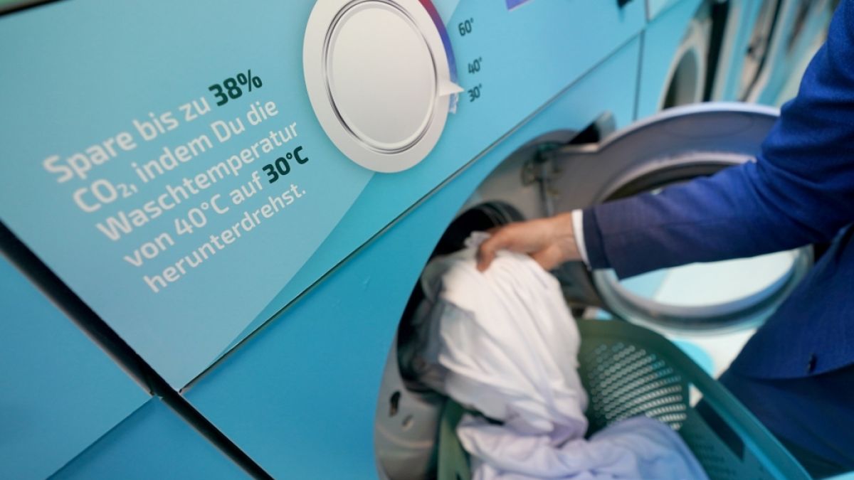 Experten raten dazu, die Bettwäsche regelmäßig zu waschen - sonst drohen Ausschläge oder allergische Reaktionen. Experten raten dazu, die Bettwäsche regelmäßig zu waschen - sonst drohen Ausschläge oder allergische Reaktionen. (Foto)