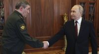 Wladimir Putin (rechts) kann Drohnenangriffe in Russland nicht verhindern.