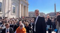 Der Auftritt von Markus Söder bei der Trauerfeier für Papst Franziskus wurde in den sozialen Medien heftig kritisiert.
