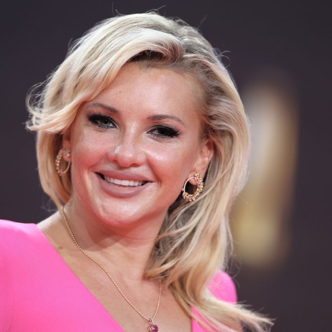 Ex-Dschungelkönigin sorgt für Lacher