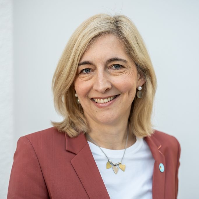 CDU-Politikerin Nina Warken soll Karl Lauterbach als Chefin des Bundesgesundheitsministeriums beerben.