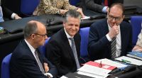 Friedrich Merz, Thorsten Frei und Alexander Dobrindt (v.l.) sprechen sich für eine harte Asylpolitik aus.