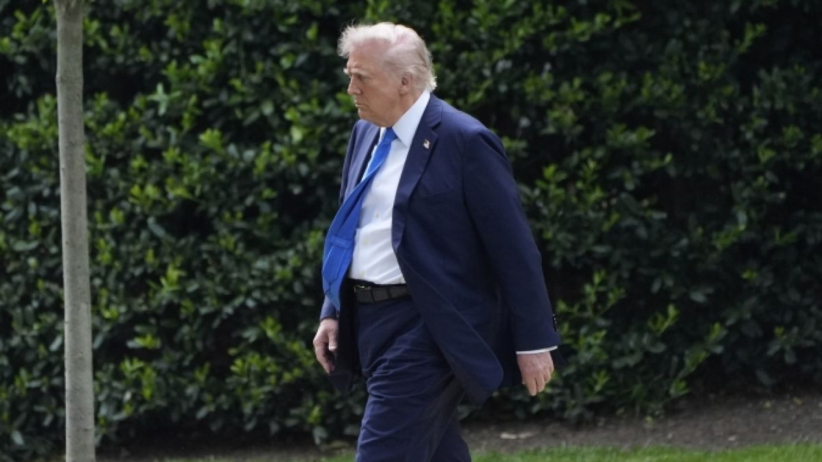 Donald Trump hat sich bei einer neuen Attacke wieder einmal vergessen. (Foto)