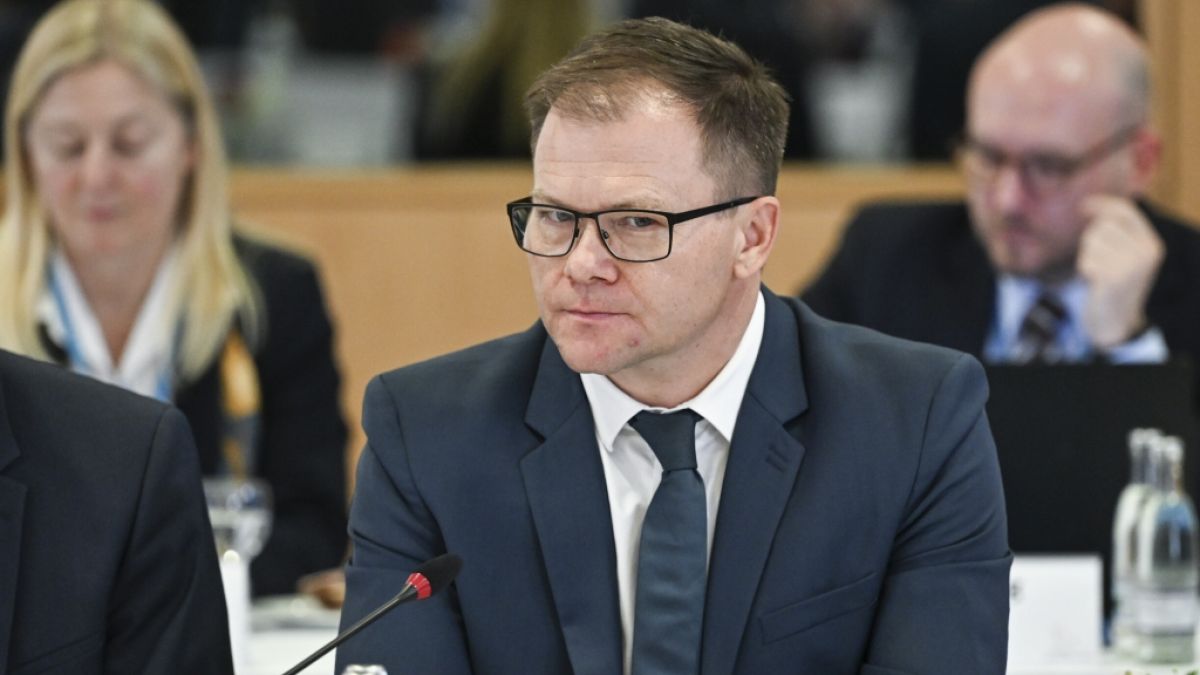Der ostdeutsche SPD-Politiker Carsten Schneider wird neuer Bundesumweltminister. Der ostdeutsche SPD-Politiker Carsten Schneider wird neuer Bundesumweltminister. (Foto)
