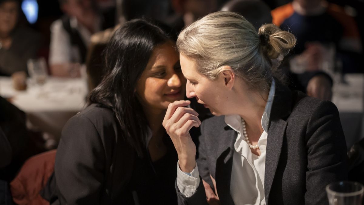 Alice Weidel und Sarah Bossard sind seit 2009 ein Paar und leben mit ihren zwei Kindern in der Schweiz. Alice Weidel und Sarah Bossard sind seit 2009 ein Paar und leben mit ihren zwei Kindern in der Schweiz. (Foto)