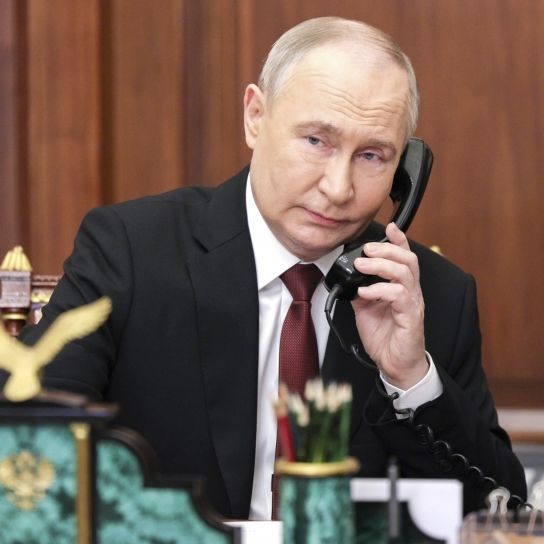 Drohnen-Alarm im Kreml: Putins Protz-Siegesfeier war in akuter Gefahr